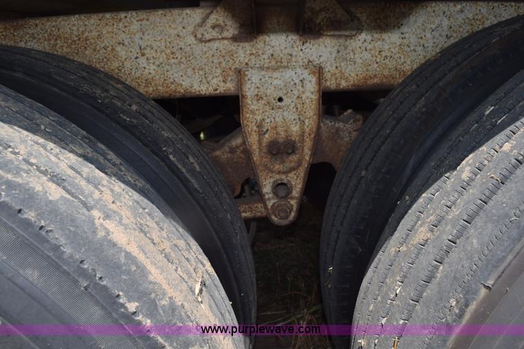 image for item L5768 1984 Timpte Super Hopper double hopper grain trailer