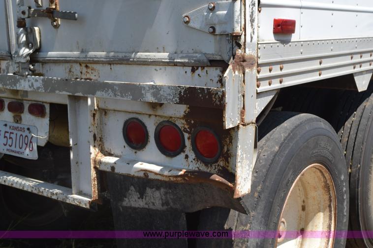 image for item L5768 1984 Timpte Super Hopper double hopper grain trailer