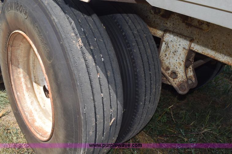 image for item L5768 1984 Timpte Super Hopper double hopper grain trailer