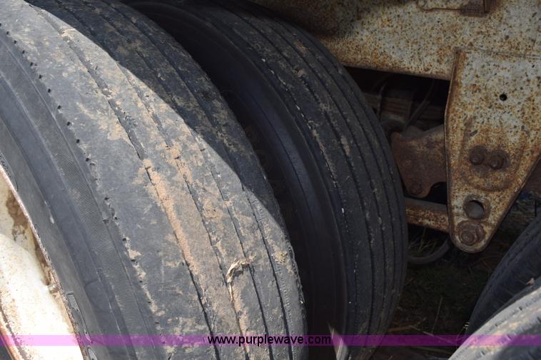 image for item L5768 1984 Timpte Super Hopper double hopper grain trailer