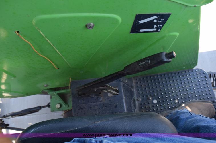 image for item L5775 Deutz Allis 6240 tractor