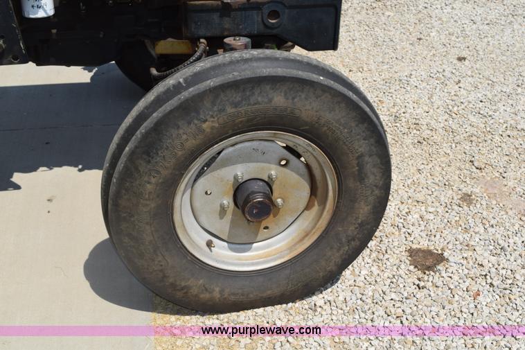 image for item L5775 Deutz Allis 6240 tractor