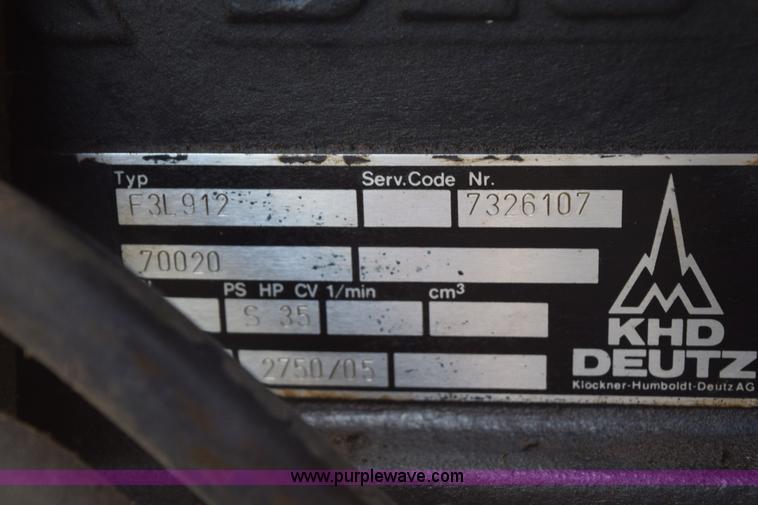 image for item L5775 Deutz Allis 6240 tractor