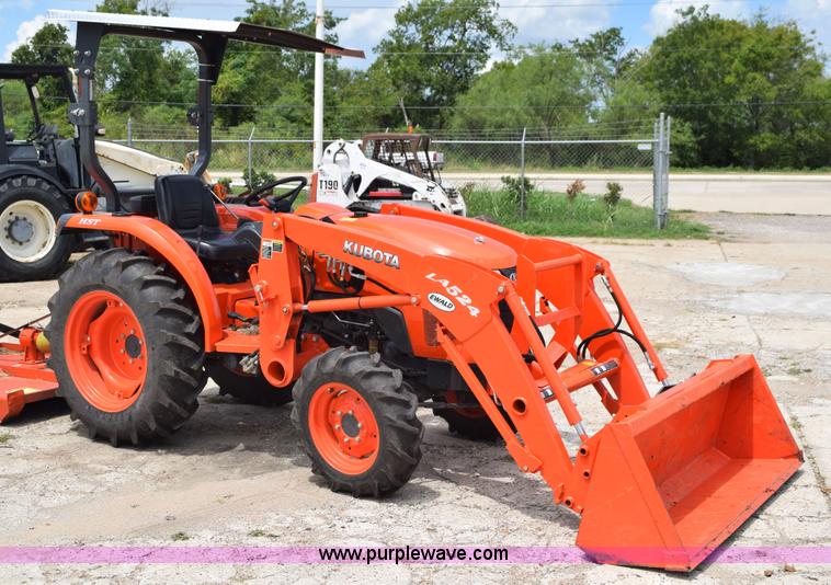 image for item L5786 2014 Kubota L3200D MFWD tractor