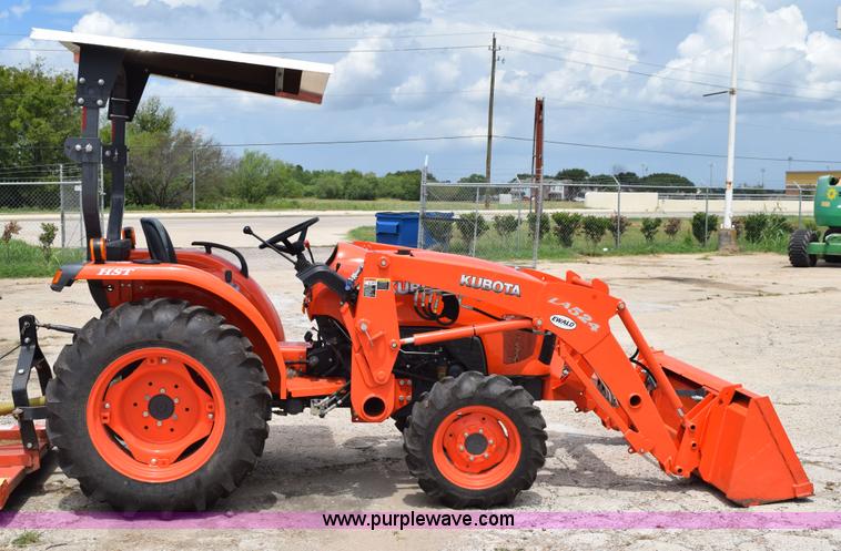 image for item L5786 2014 Kubota L3200D MFWD tractor