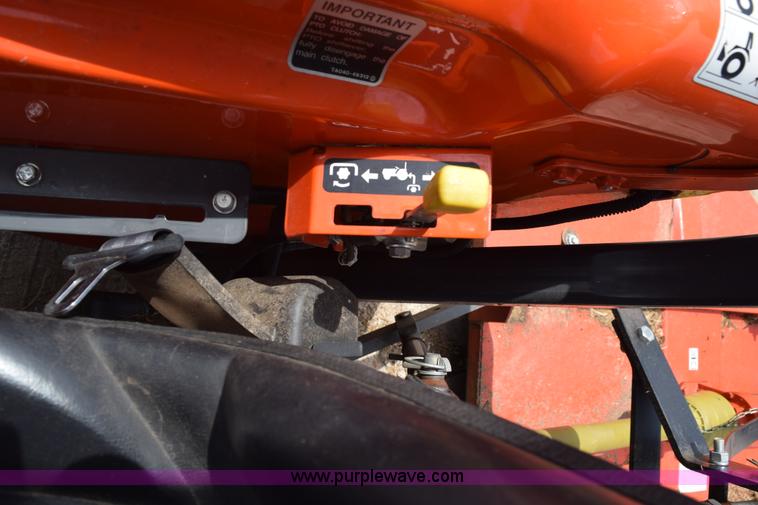 image for item L5786 2014 Kubota L3200D MFWD tractor