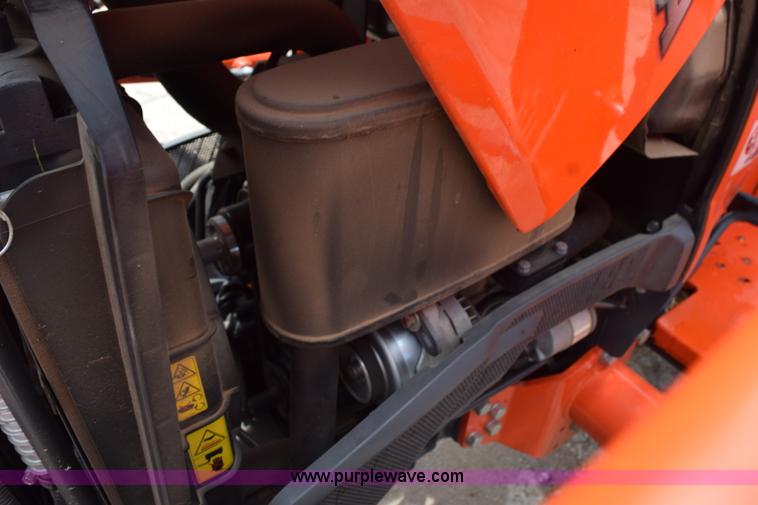 image for item L5786 2014 Kubota L3200D MFWD tractor