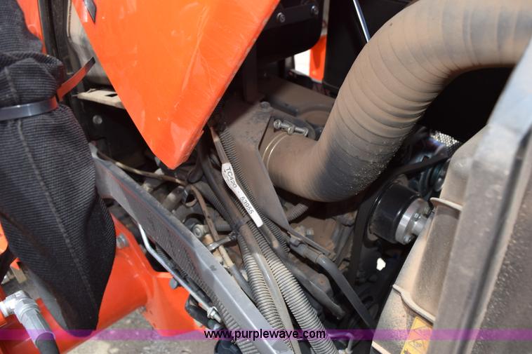 image for item L5786 2014 Kubota L3200D MFWD tractor