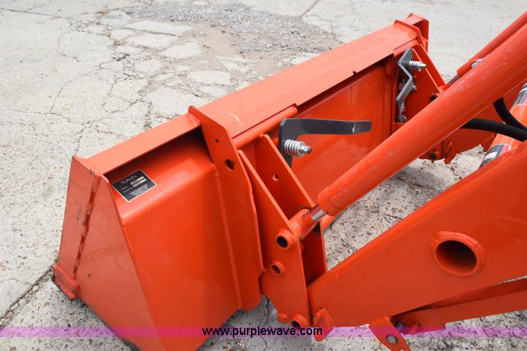 image for item L5786 2014 Kubota L3200D MFWD tractor