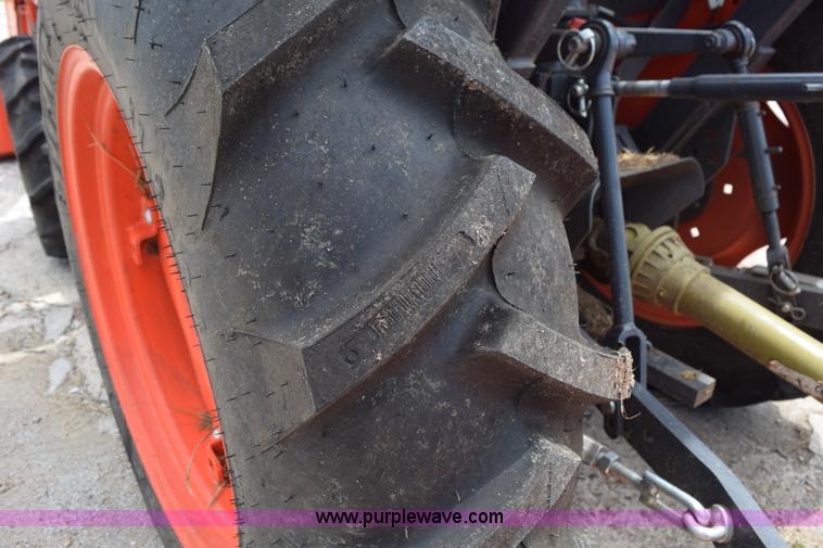 image for item L5786 2014 Kubota L3200D MFWD tractor