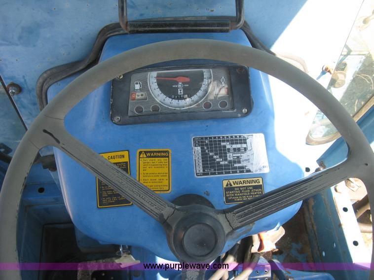 image for item L6273 Ford 5600 tractor