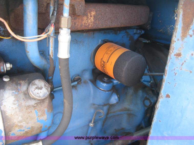 image for item L6273 Ford 5600 tractor