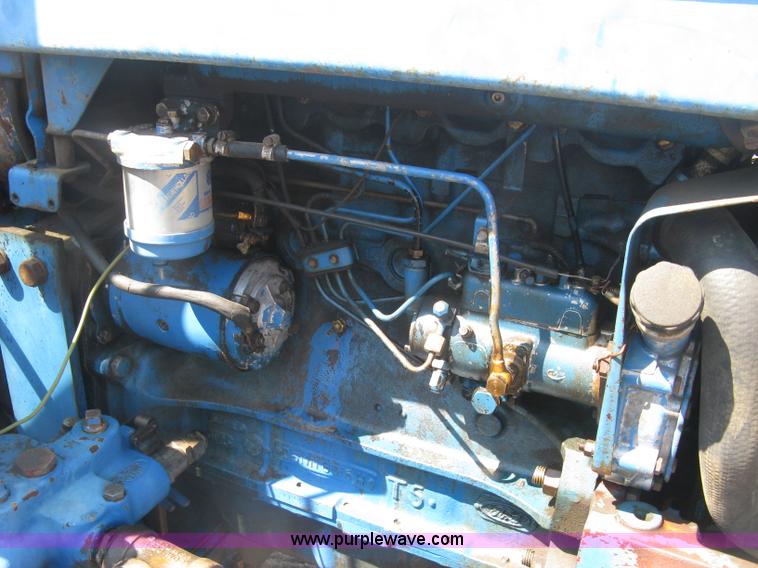 image for item L6273 Ford 5600 tractor