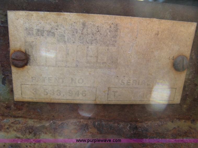 image for item L6273 Ford 5600 tractor