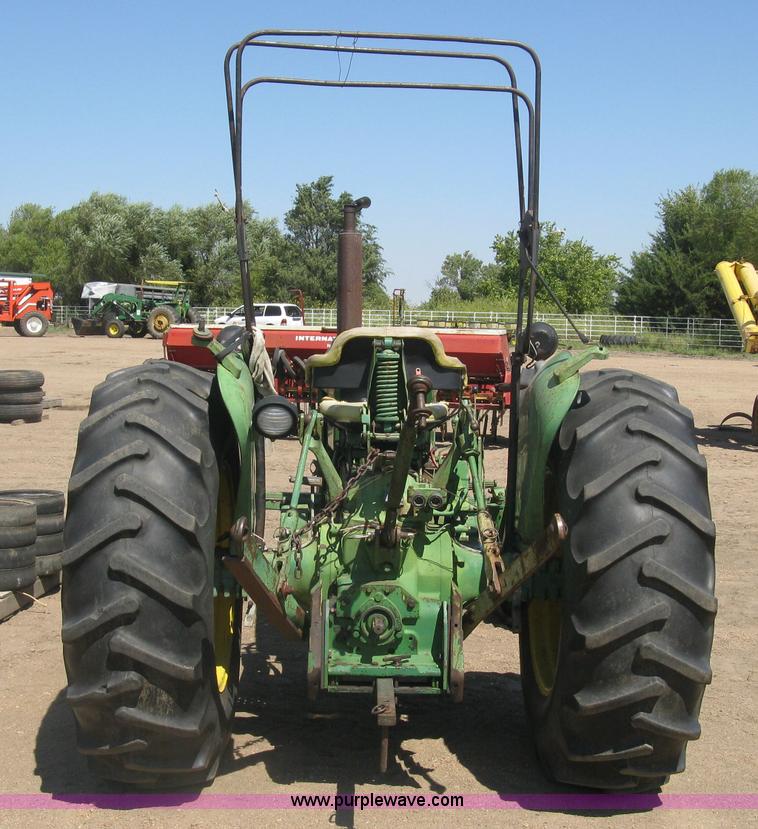 image for item L6274 John Deere 2020 tractor