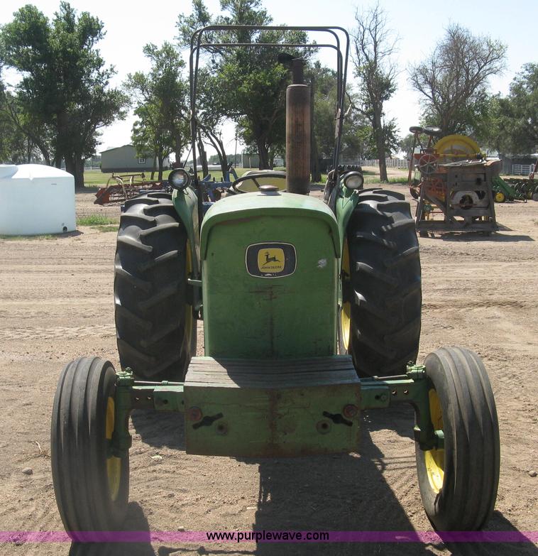 image for item L6274 John Deere 2020 tractor