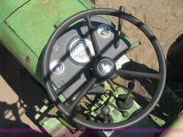 image for item L6274 John Deere 2020 tractor