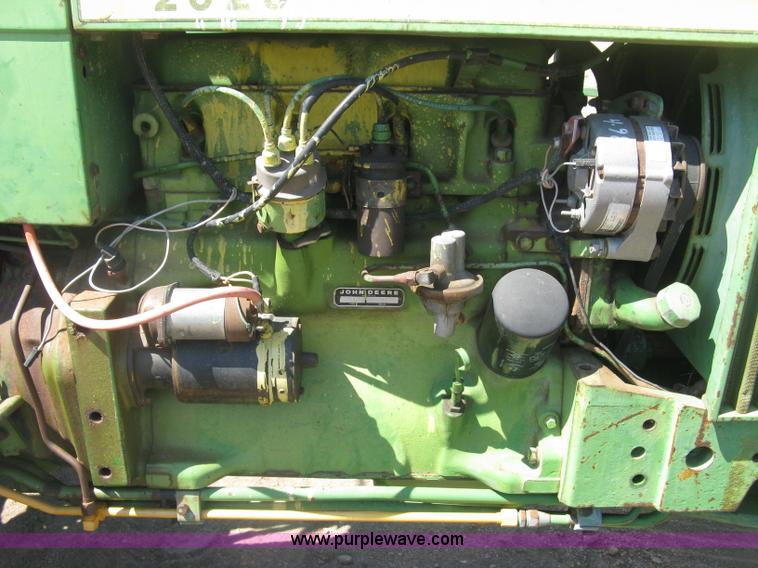 image for item L6274 John Deere 2020 tractor