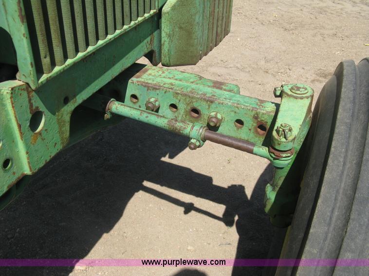 image for item L6274 John Deere 2020 tractor