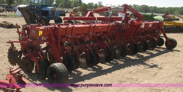 image for item L6283 Krause 4708R3 High Residue cultivator