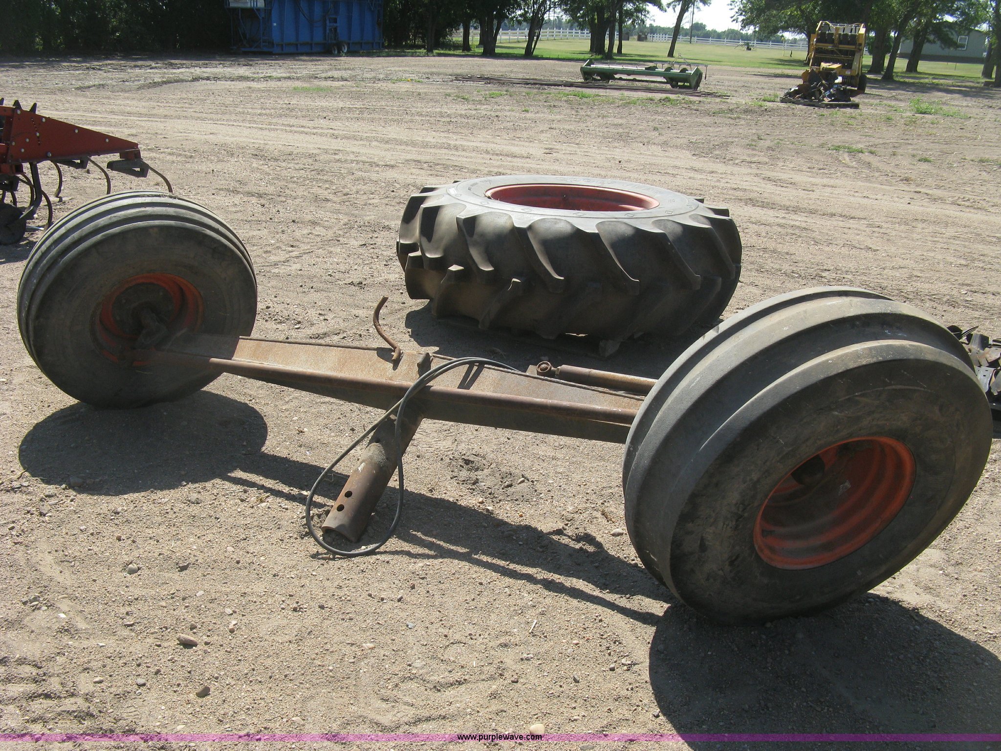 Gleaner combine rear axle, wheels, and front tire in Kinsley, KS | Item ...