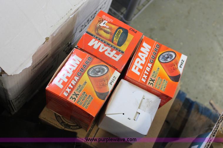 image for item AK9551 Assorted lawn mower and lawn care parts