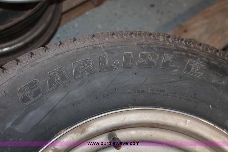 image for item AK9552 Assorted tires and wheels