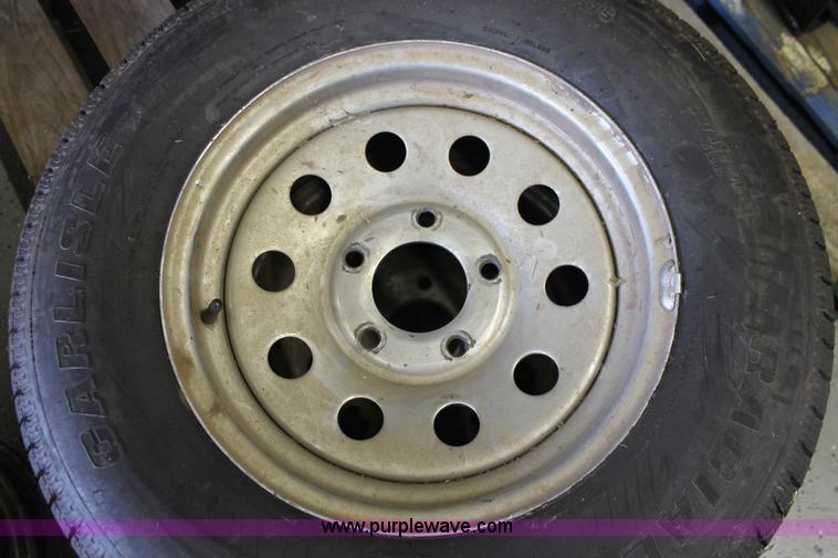 image for item AK9552 Assorted tires and wheels