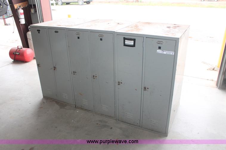 image for item AK9555 (3) tandem vertical lockers