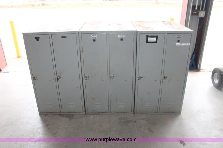 image for item AK9555 (3) tandem vertical lockers