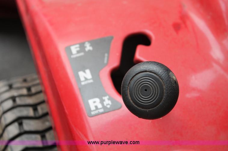 image for item AK9556 (6) assorted lawn tractors and lawn care accessories