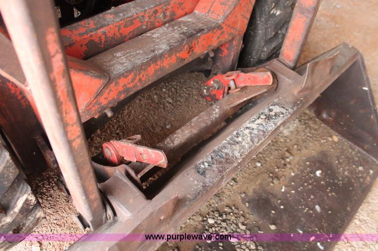 image for item AK9559 Gehl SL3510 skid steer