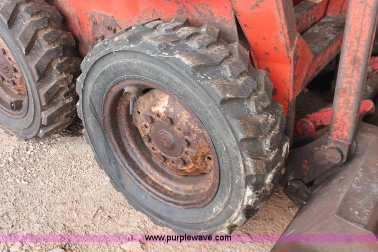 image for item AK9559 Gehl SL3510 skid steer