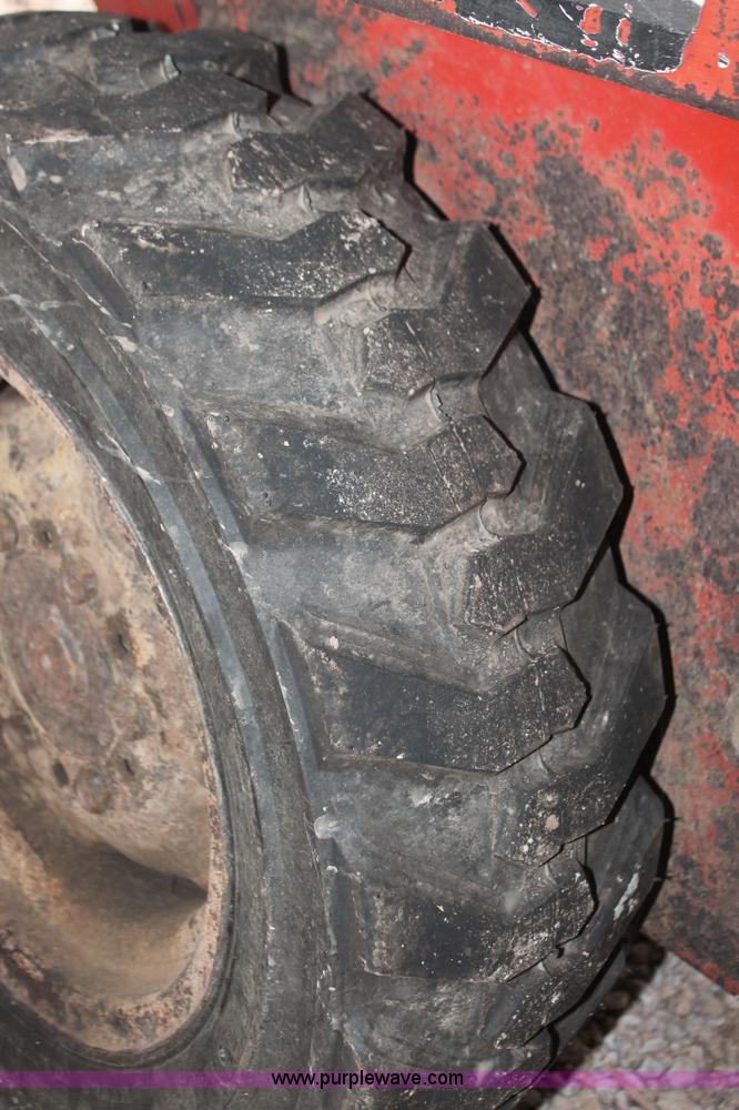 image for item AK9559 Gehl SL3510 skid steer