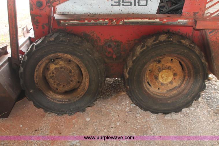 image for item AK9559 Gehl SL3510 skid steer