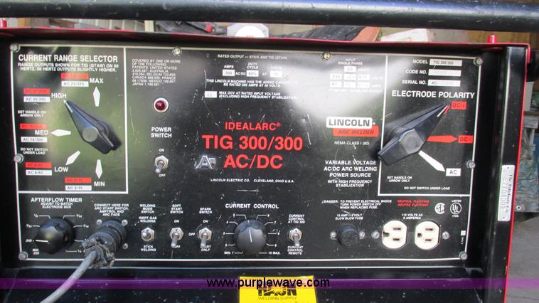 image for item AY9824 Lincoln Idealarc Tig 300/300 welder