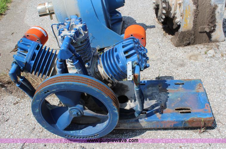 image for item BB9422 Quincy three cylinder cast iron air compressor