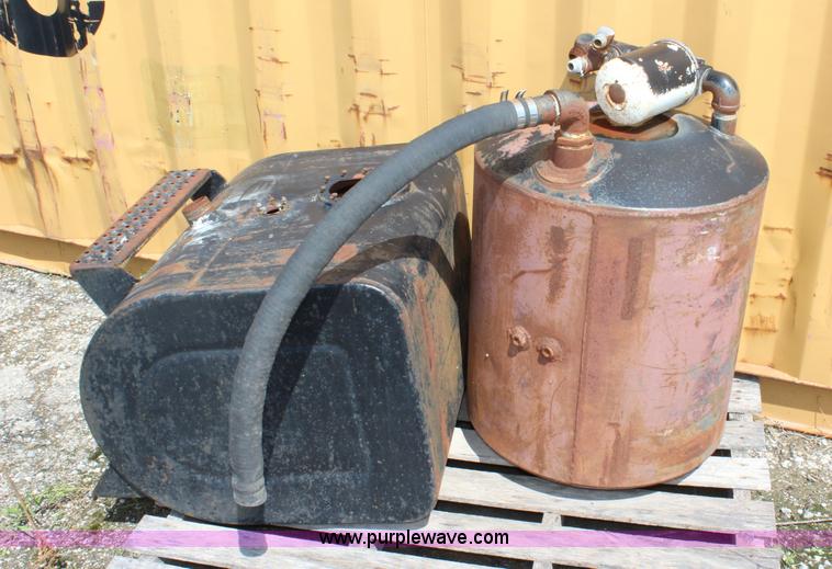 image for item BB9427 Assorted cans and tanks