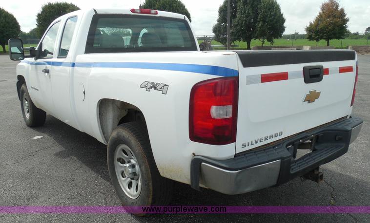 image for item BH9493 2008 Chevrolet Silverado 1500 Ext. Cab pickup truck