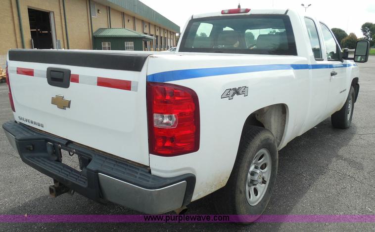 image for item BH9493 2008 Chevrolet Silverado 1500 Ext. Cab pickup truck