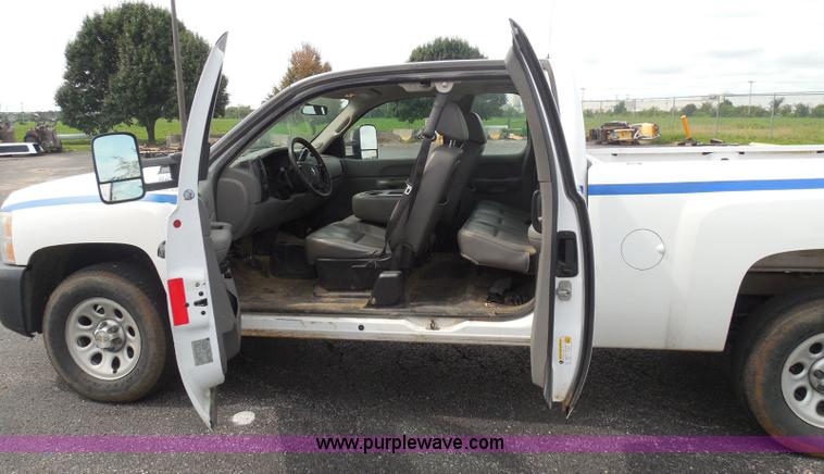 image for item BH9493 2008 Chevrolet Silverado 1500 Ext. Cab pickup truck