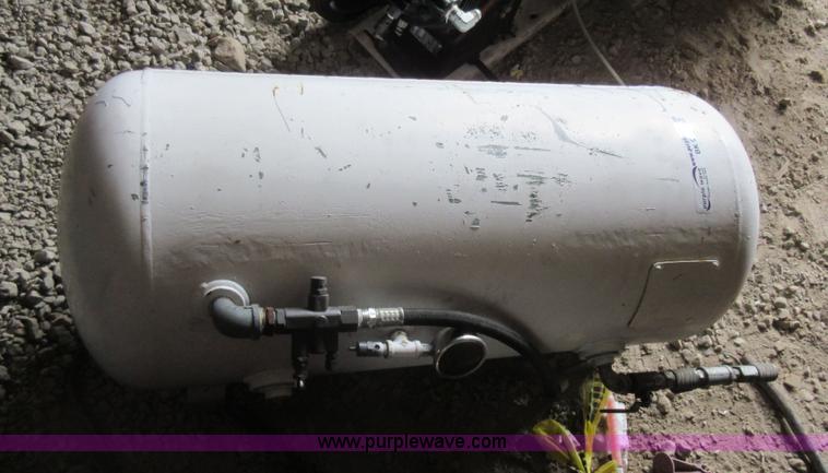 image for item BK9726 Air compressor