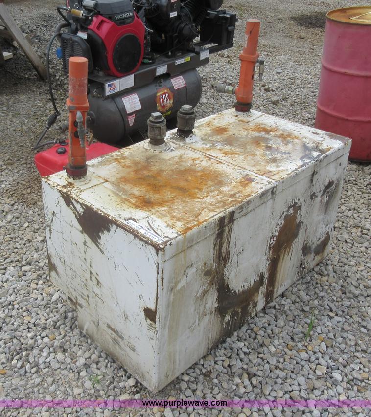 image for item BK9727 Auxiliary hydraulic oil tank