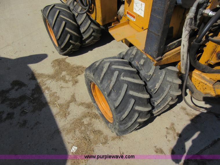 image for item BR9976 Case Maxi Sneaker Series C cable plow