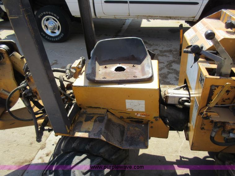 image for item BR9976 Case Maxi Sneaker Series C cable plow