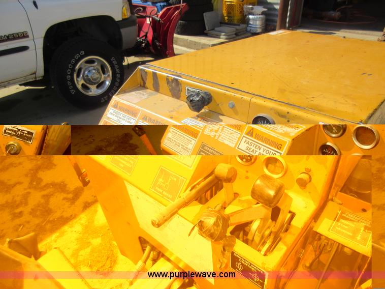 image for item BR9976 Case Maxi Sneaker Series C cable plow