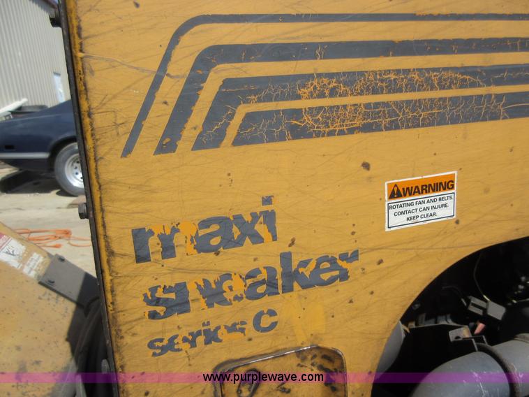 image for item BR9976 Case Maxi Sneaker Series C cable plow