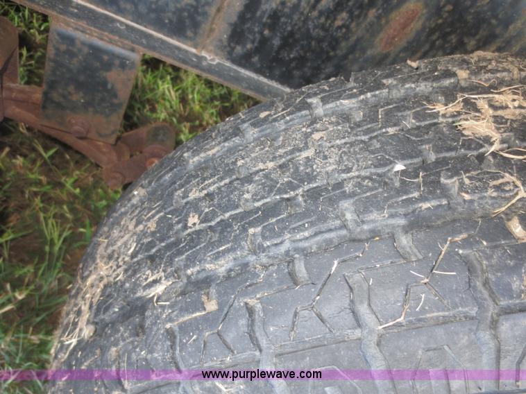 image for item D2173 2000 Fleetwood 2855 Terry RV