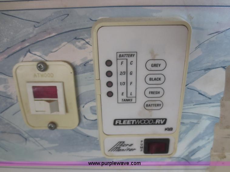 image for item D2173 2000 Fleetwood 2855 Terry RV