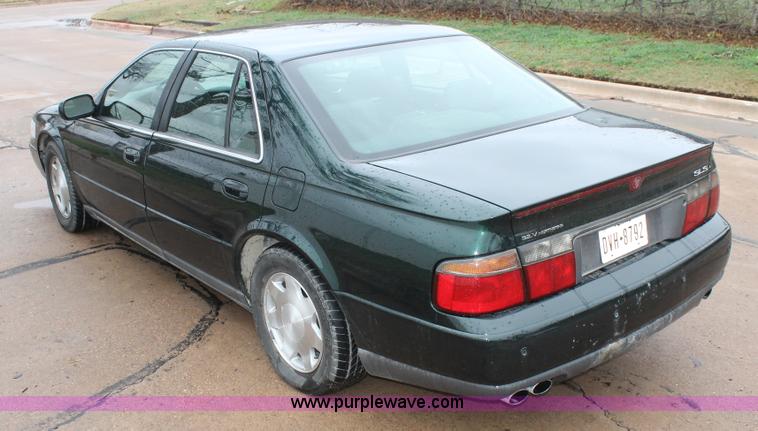 image for item H1673 2000 Cadillac Seville SLS